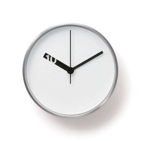 Extranormalwallclock02