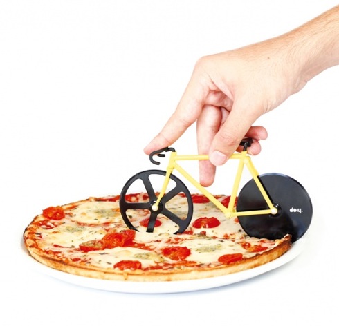 Fixiepizzacutter01