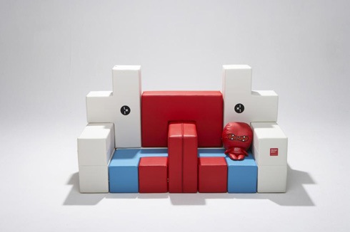 iqpuzzlesofa02.jpg