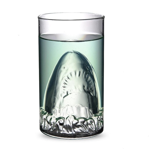 Jawssharkattackglass02