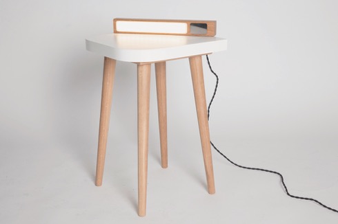 Luxtable01