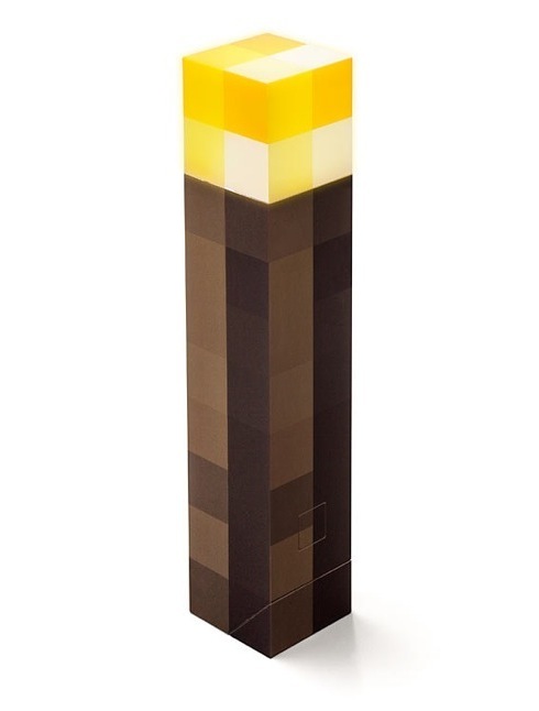 Minecraftlightuptorch02