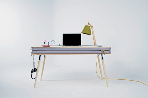 Oxymorondesk01