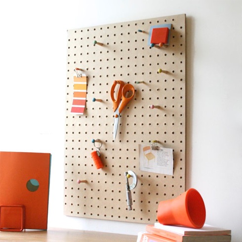 Pegboard02