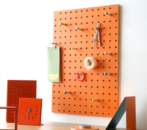 Pegboard03