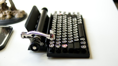 Qwerkywriter04