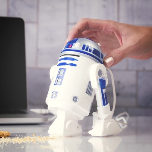 R2d2deskvac01