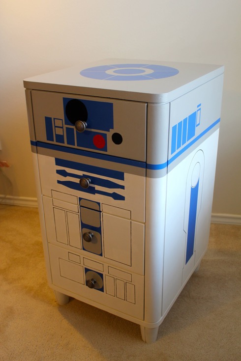 R2drdresser01