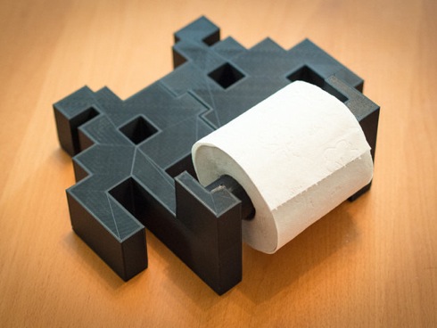 あなたのトイレを侵略 インベーダーのトイレットペーパーホルダー Space Invader Toilet Paper Holder インテリアハック