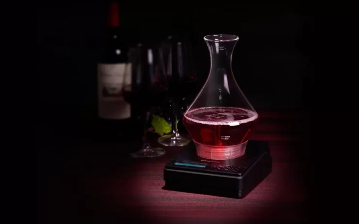 たった5分。ワインが手軽に美味しくなる電動デキャンター【Winebetter WB-168 Bluetooth Wine Decanter】