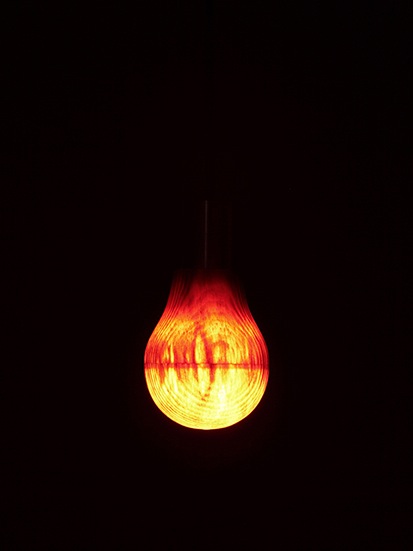 Woodenlightbulb03