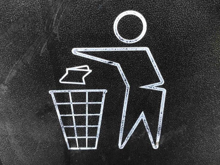 【2022年版】人気の自動開閉ゴミ箱おすすめ5選比較｜口コミ・デメリットも解説
